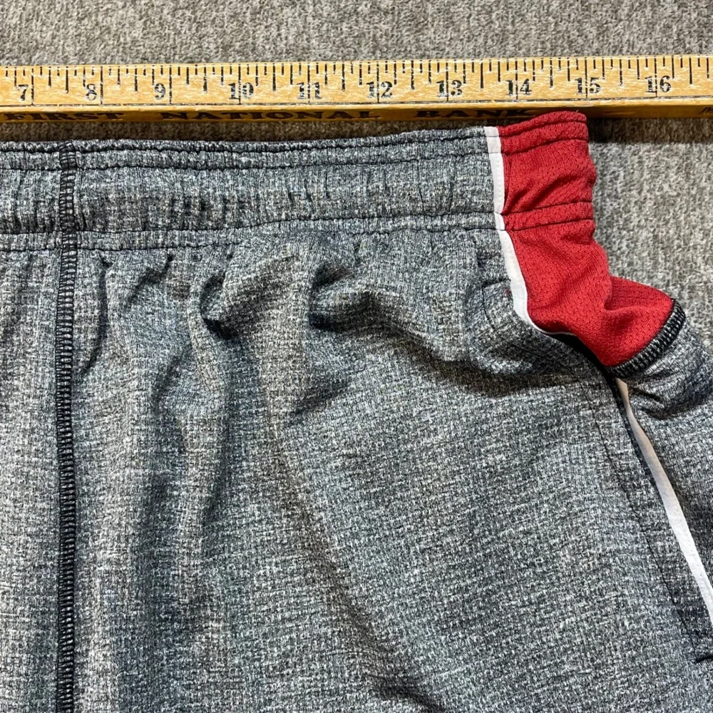 Nike Boys XL Washington State Cougars WSU Dri-FIT Shorts‎ Gray Red NCAA Athletic